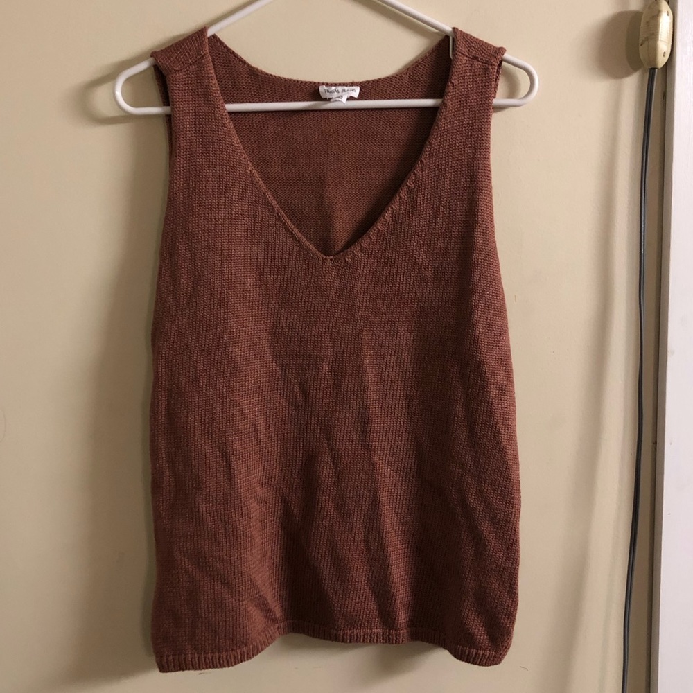 Sweater knit cami. Color: Cashew